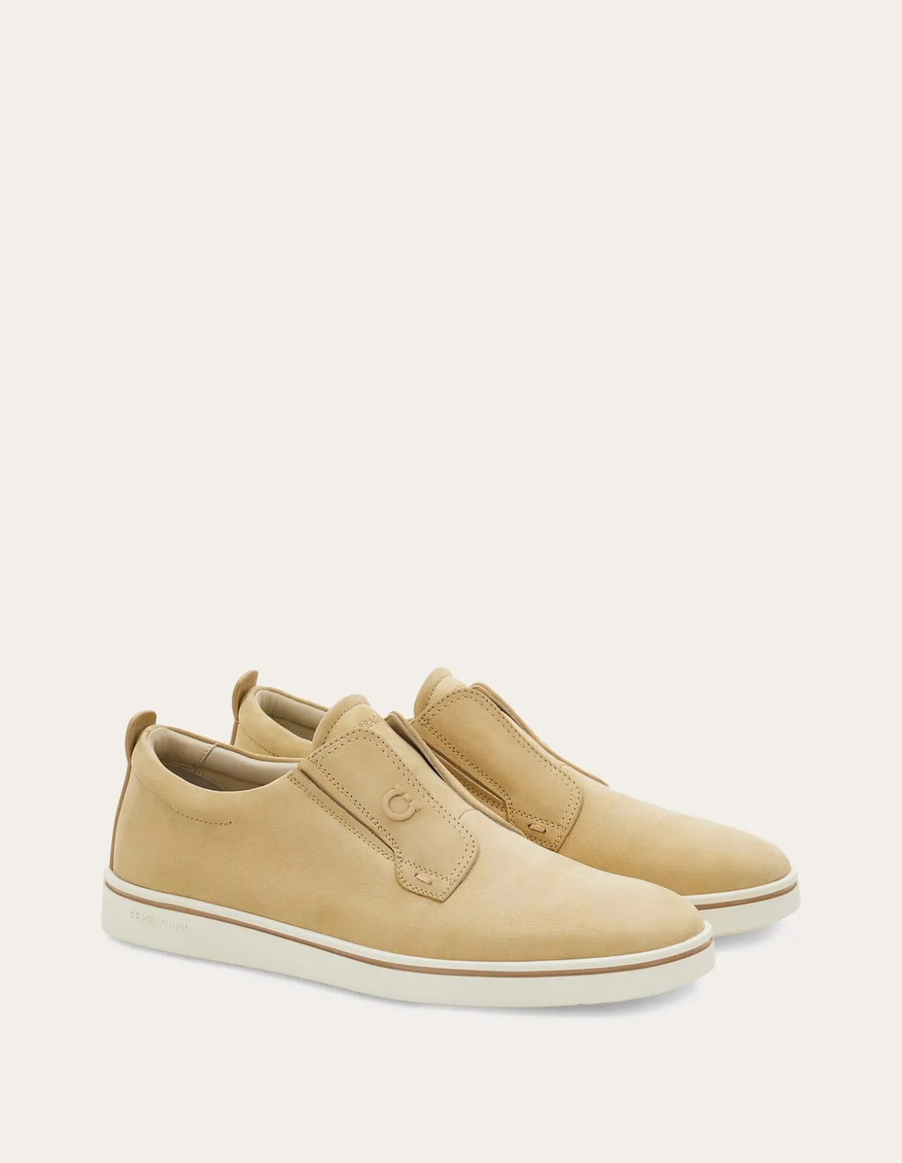 SLIP ON SNEAKER