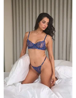 Sofia Thong Navy