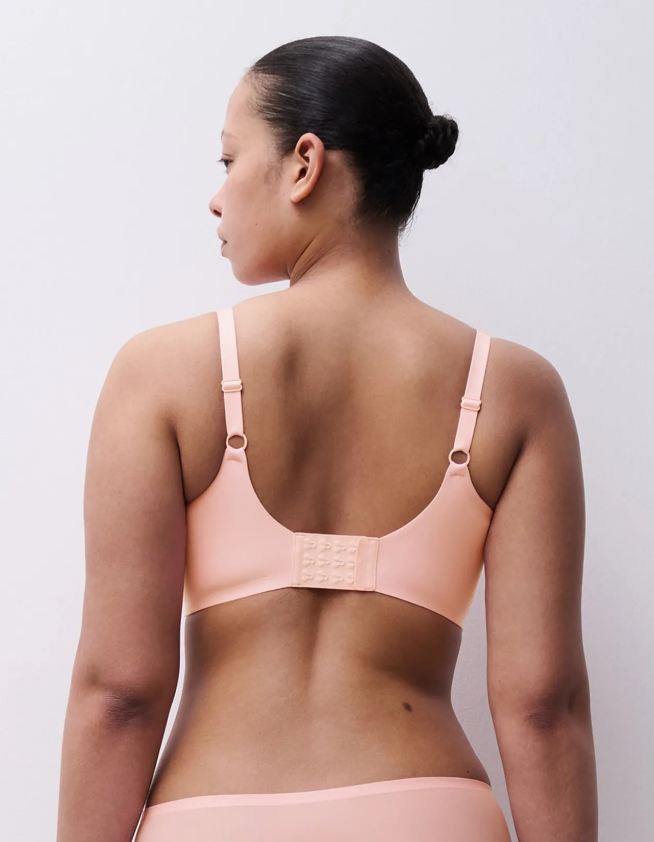 SOFT STRETCH POWER PLUNGE BRA