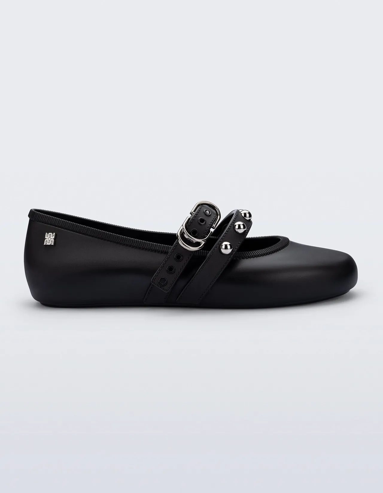 SOFT BALLERINA STUDS