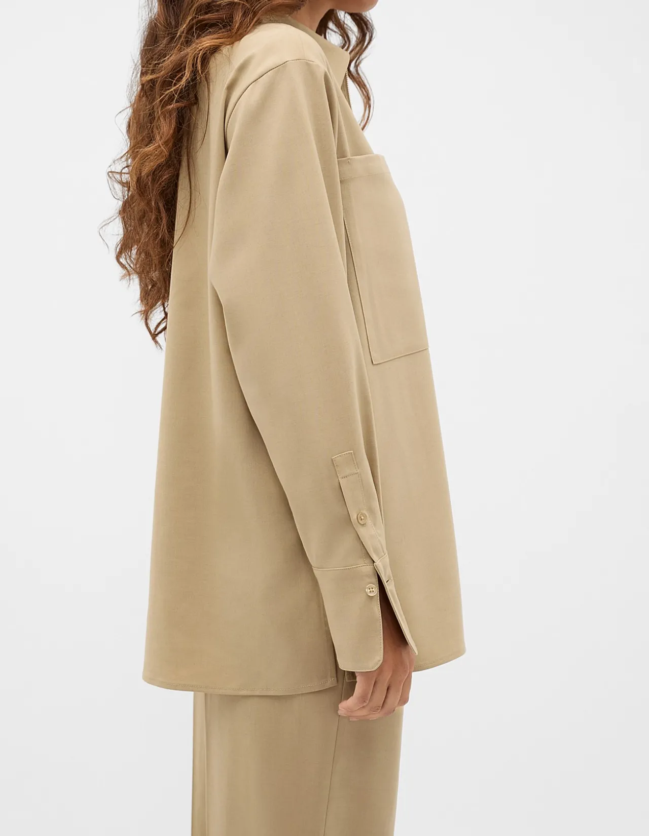 SOFT SUITING ZIP POPOVER
