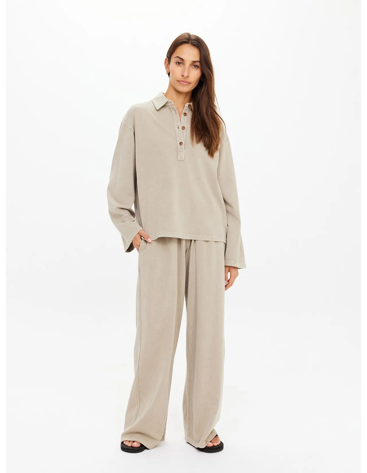 Soho Rhea Relaxed Khaki Collared Long Sleeve Top