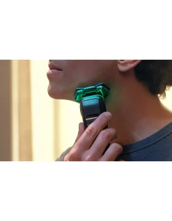 S9985/50 Series 9000 Wet & Dry Electric Shaver with SkinIQ