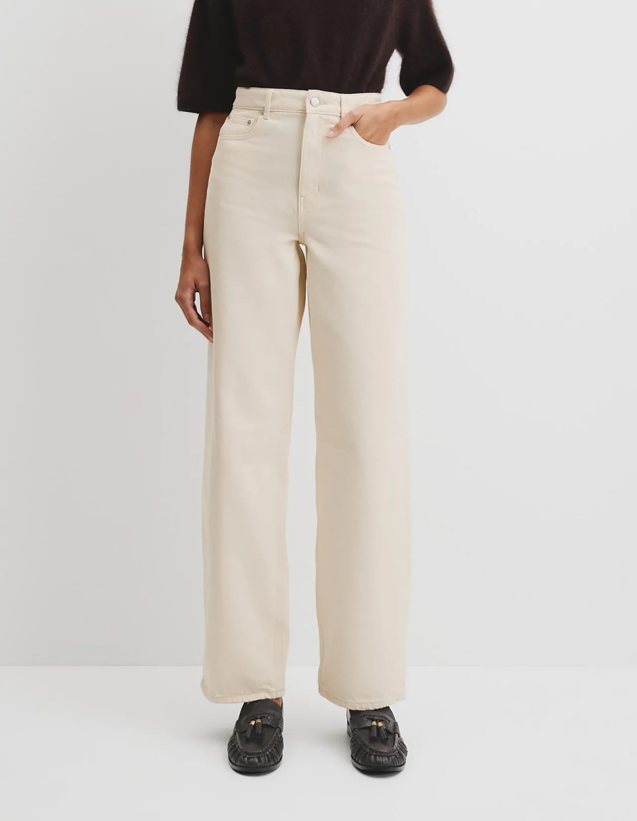 Straight Leg High Rise Rigid Denim Jean