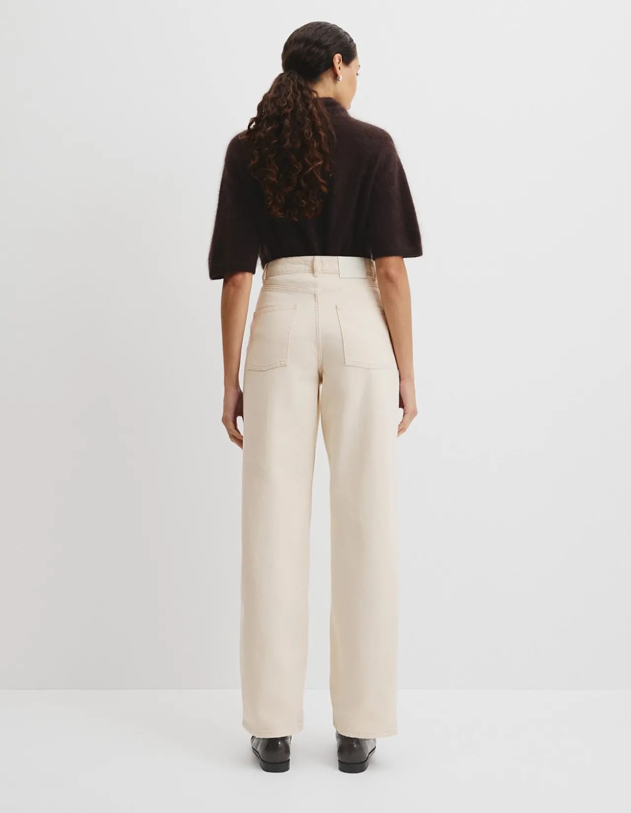 Straight Leg High Rise Rigid Denim Jean