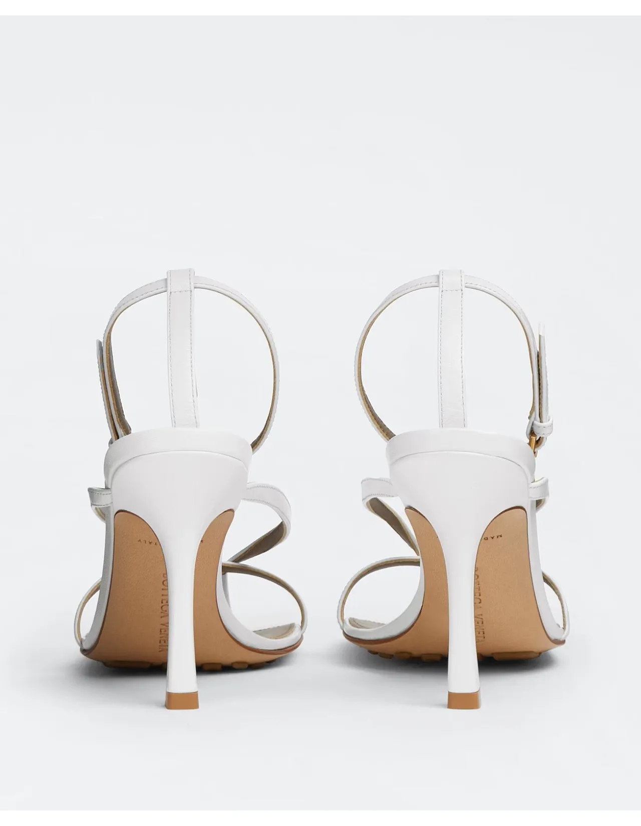 STRETCH HEELED SANDAL IN LEATHER