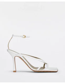 STRETCH HEELED SANDAL IN LEATHER