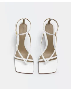 STRETCH HEELED SANDAL IN LEATHER