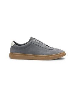 Suede trainers with rubber sole