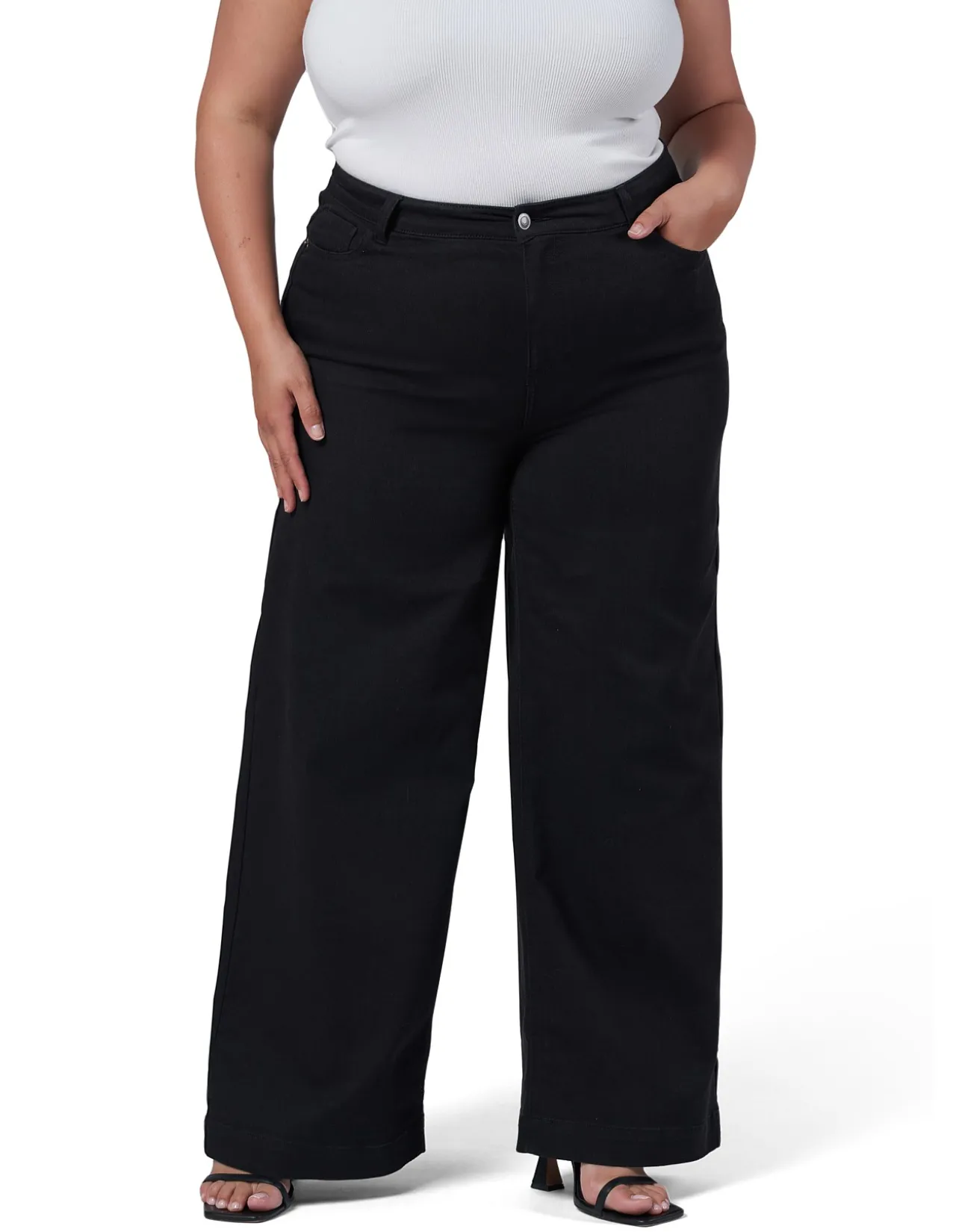 Sully Mid Rise Wide Leg Denim Jean
