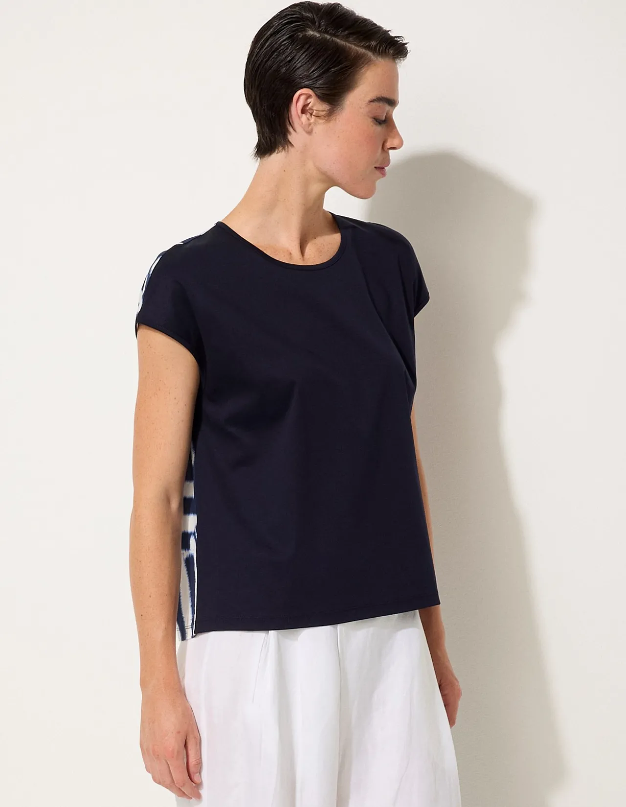 SUPERNOVA REVERSIBLE PRINT STRIPE TEE