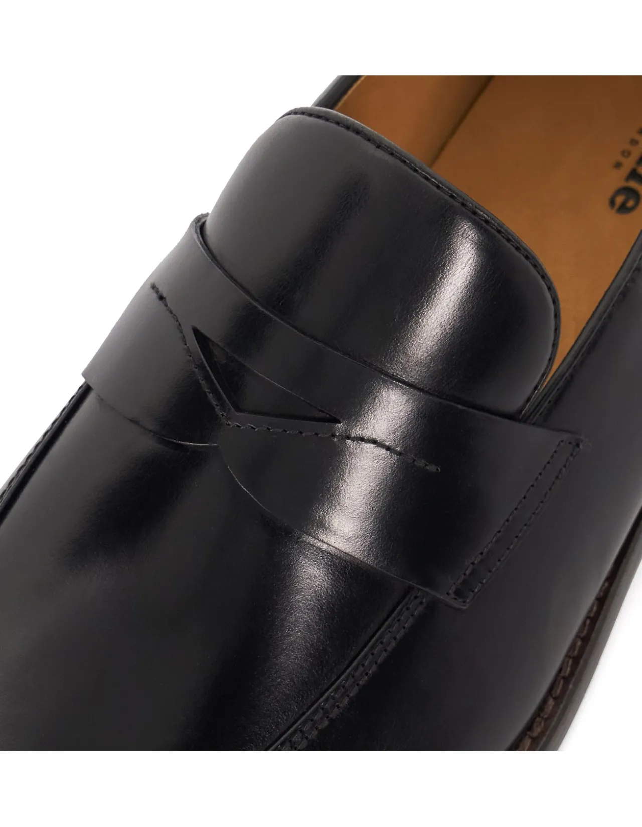 SURREY PENNY LOAFER