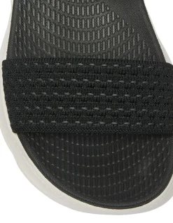 SWIFT SANDAL