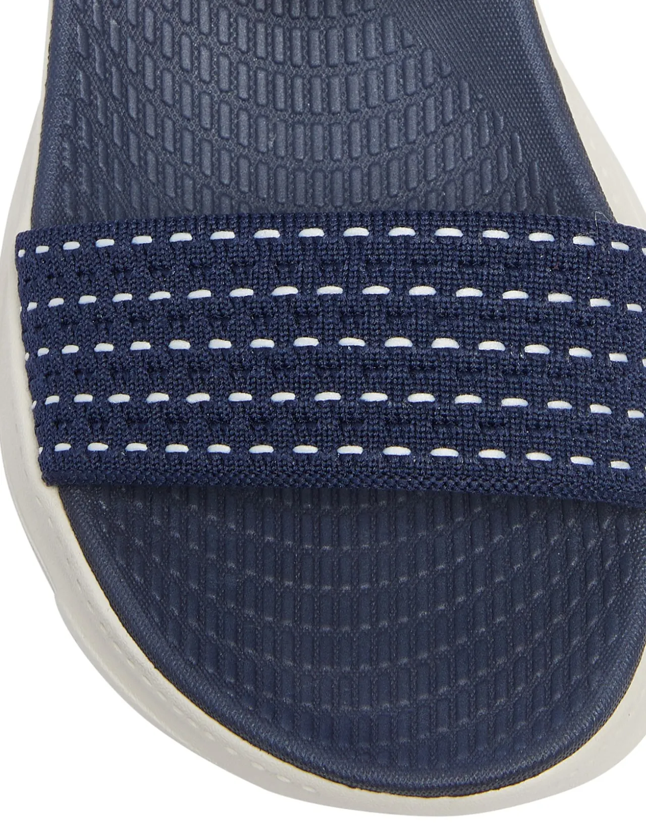 SWIFT SANDAL