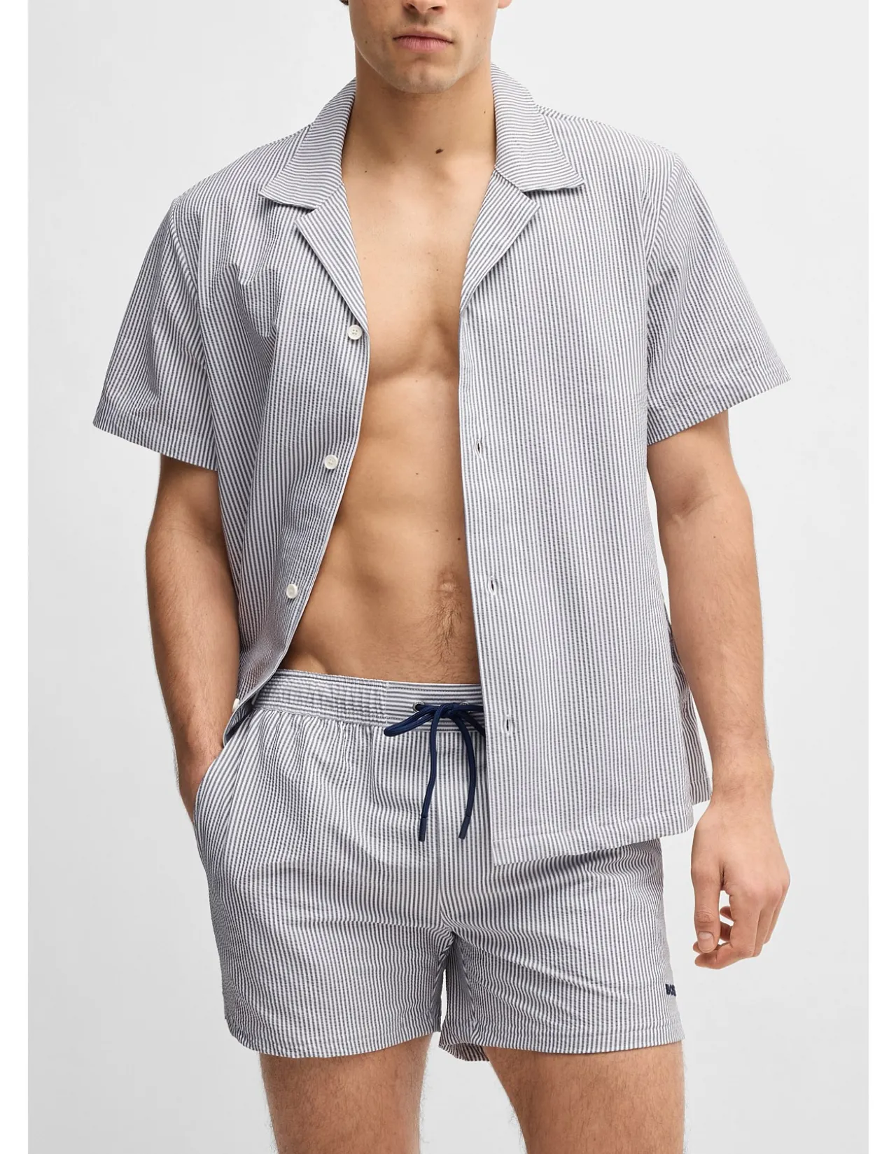 Swim shorts in seersucker fabric with embroidered logo
