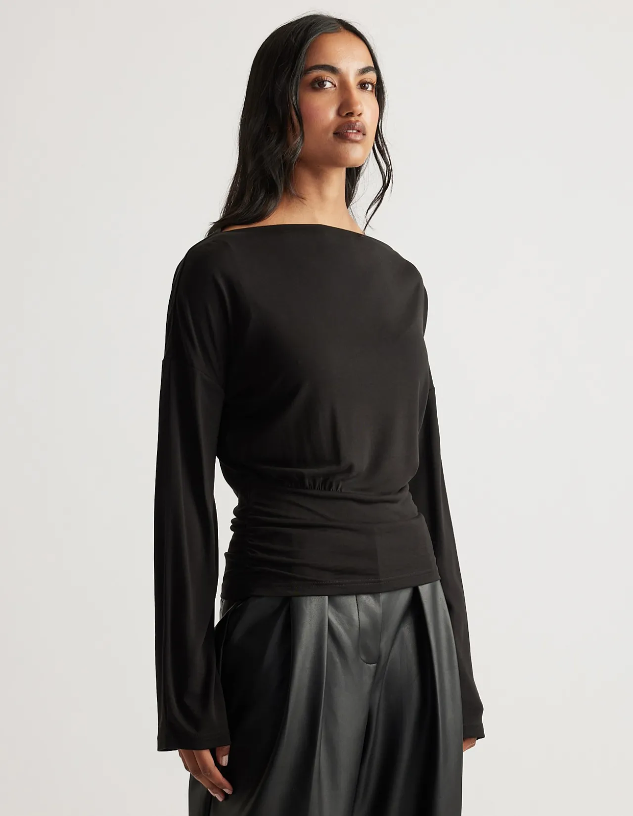 TAHLIA CINCHED LONG SLEEVE TOP