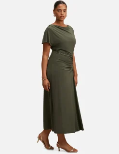 TAHNEE CURVE GROWN ON SLEEVES MAXI DRESS