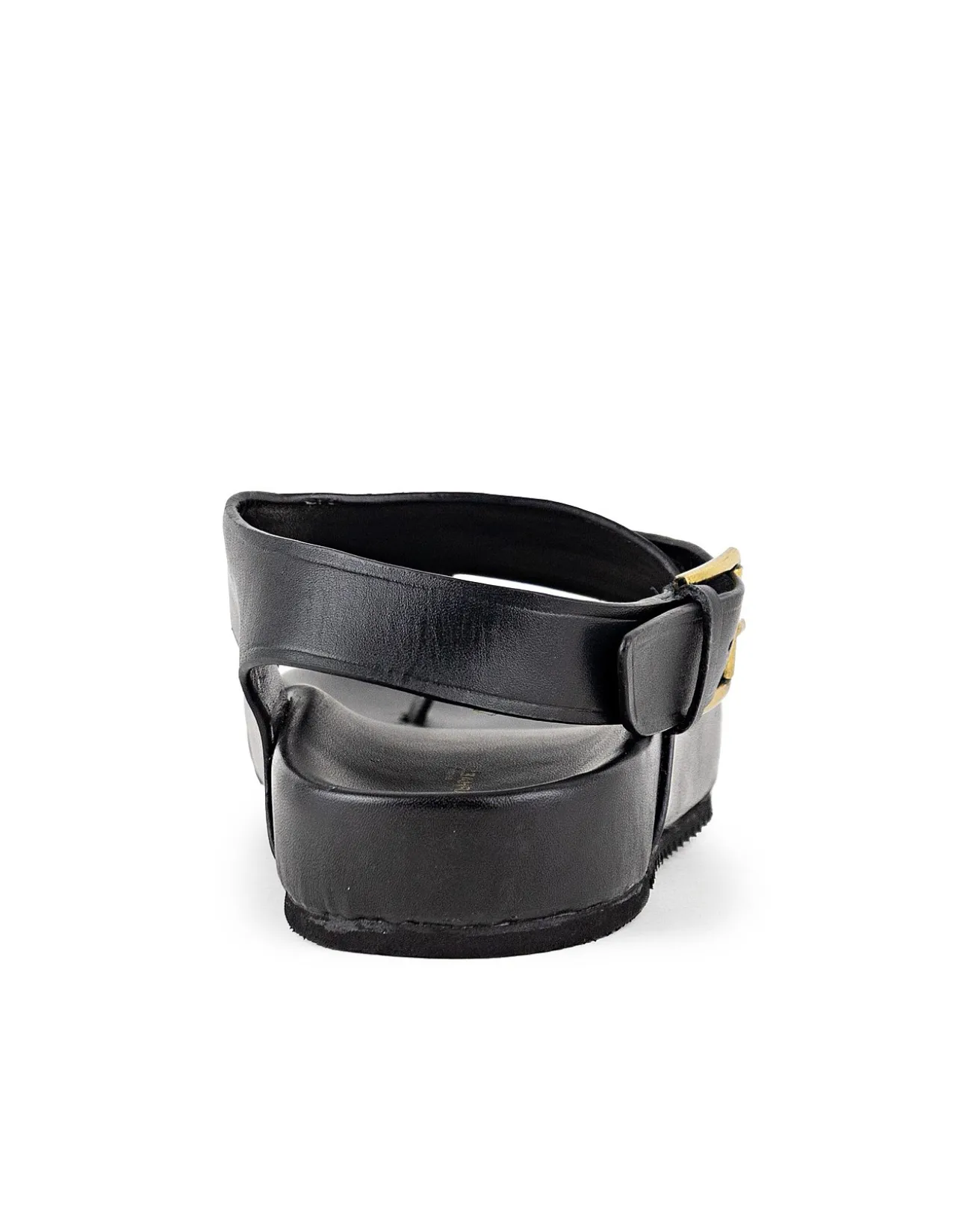 TAMRYN CROSSOVER SANDAL WITH TOE THONG