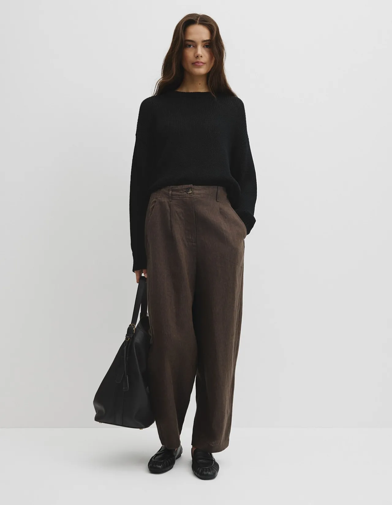 Tapered Linen Pant
