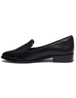 TARA LOAFER
