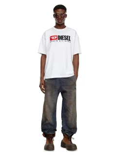 T-Boxt-Div Embroidered Logo T-Shirt White