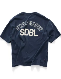 TEAM HEAVYWEIGHT POCKET T-SHIRT