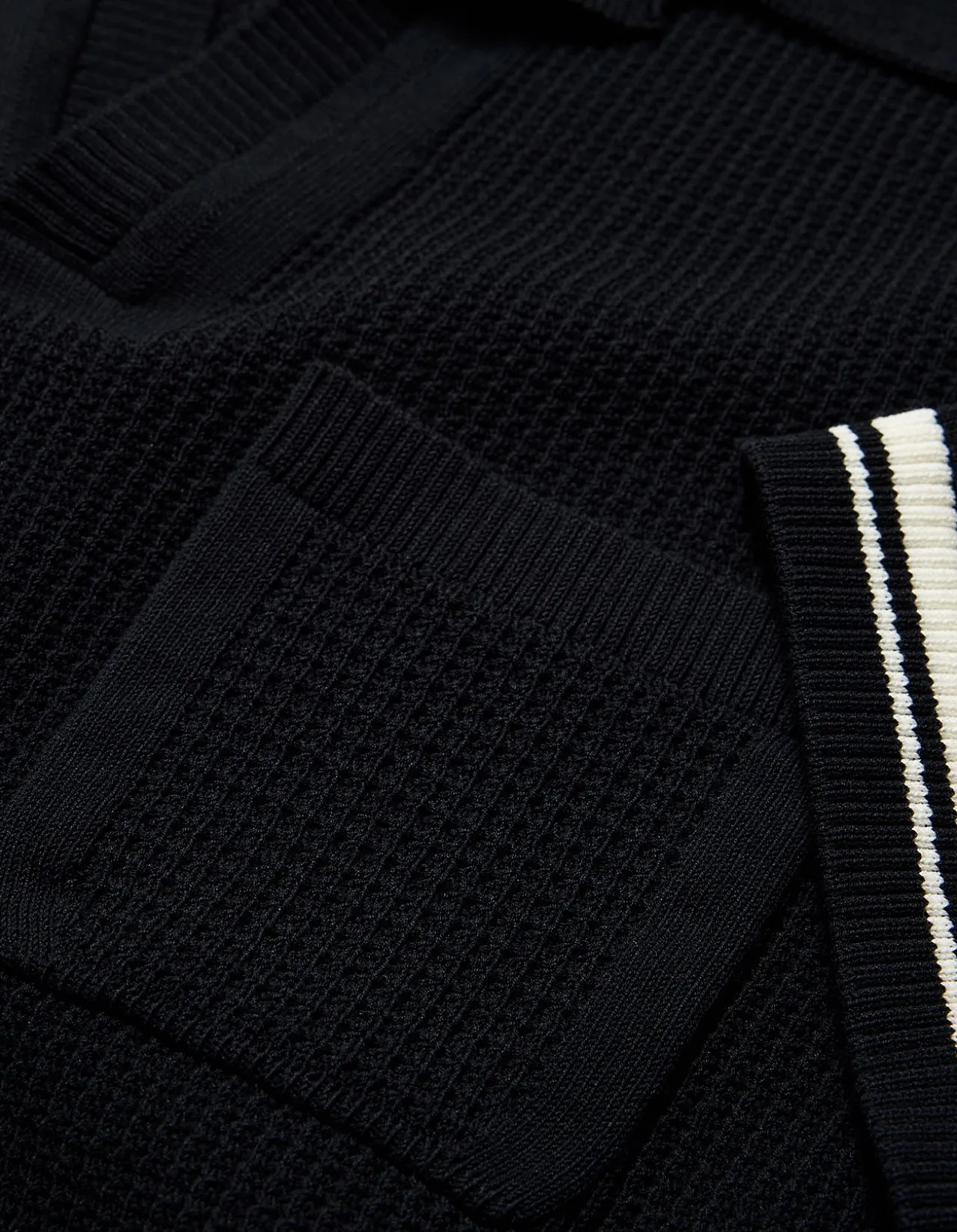 TEXTURED KNIT POLO