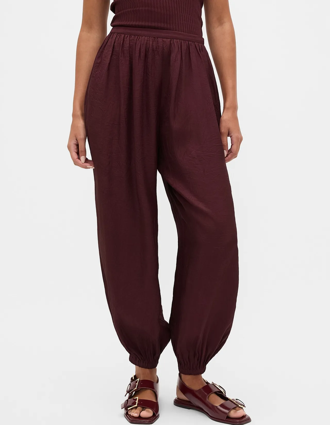 TEXTURED SATIN HAREM PANT