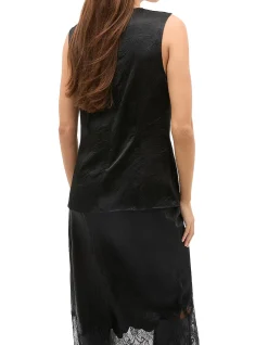 TEXTURED SATIN TOP