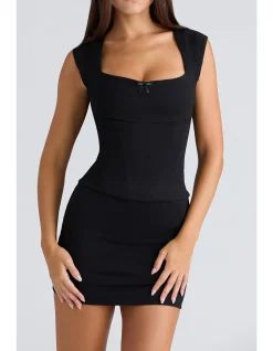 THE FITTED MINI SKIRT WITH BUILT-IN SHORTS