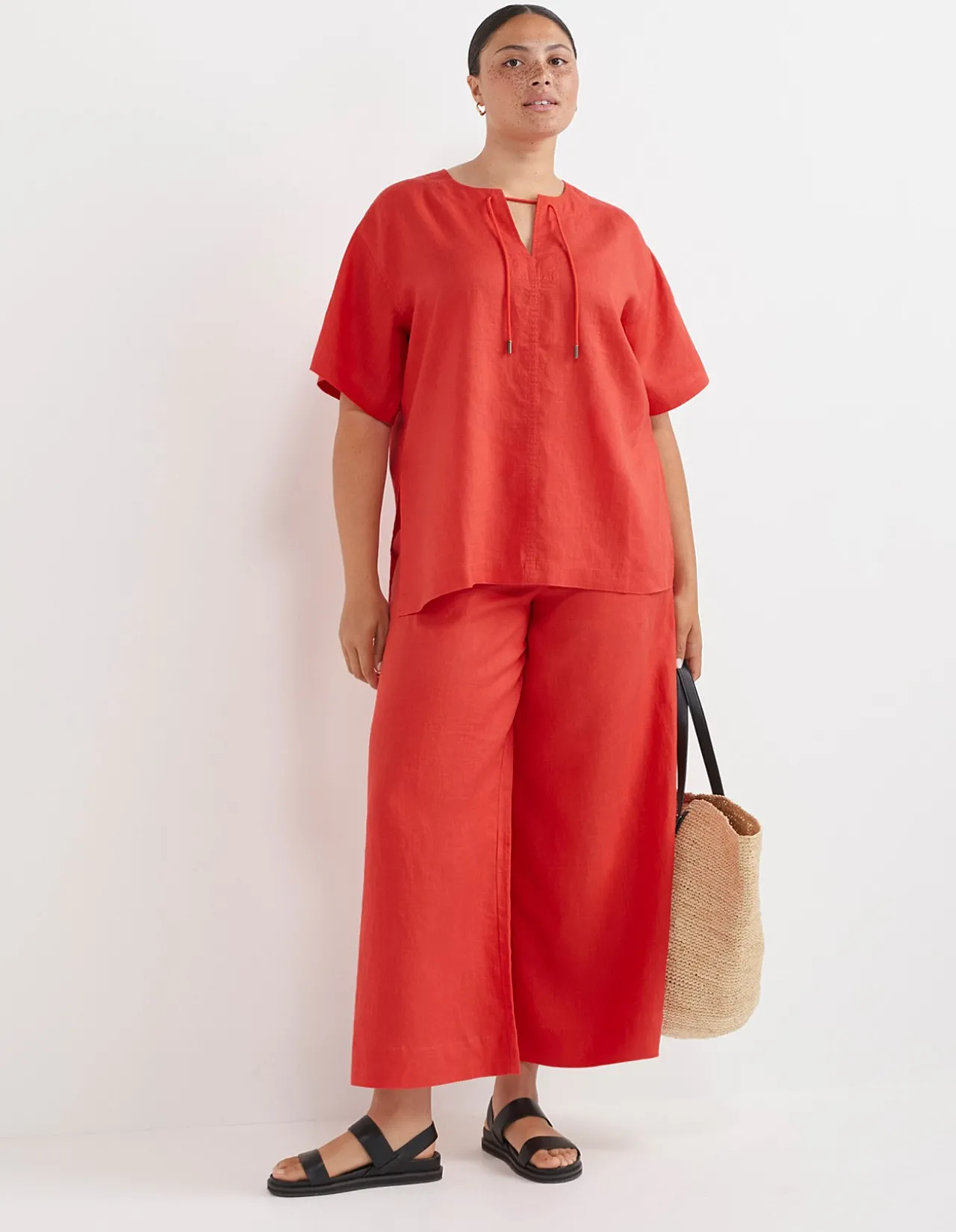 THE FLAT FRONT LINEN PANT