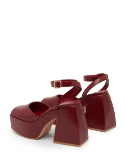 THE TWIGGY RED PLATFORM