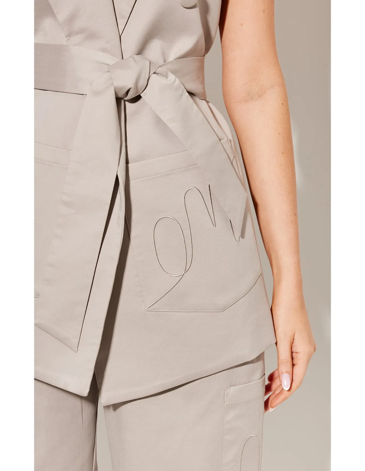THE ULTIMATE MUSE WAISTCOAT