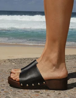 THE CHERRY BLACK MULE