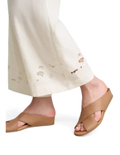 7/8th Embroidered Pant