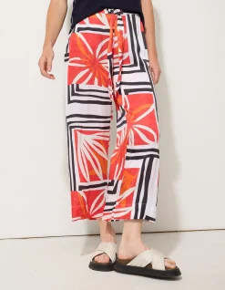 THE MODERNIST PANT