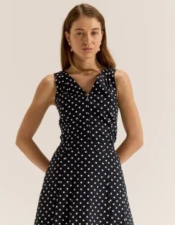 TIA SPOT VEST TOP