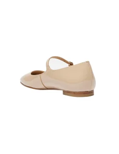 TOTTIE FLAT