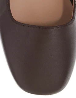 TOTTIE FLAT