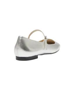 TOTTIE FLAT