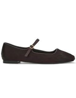 TOTTIE FLAT