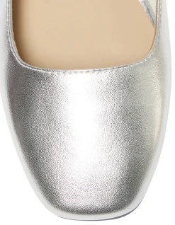 TOTTIE FLAT