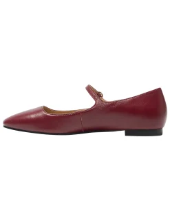 TOTTIE FLAT