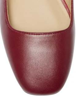 TOTTIE FLAT