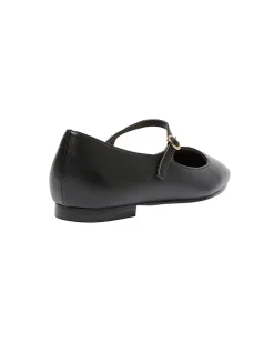 TOTTIE FLAT