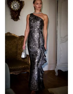 TYRA GOWN