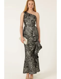 TYRA GOWN