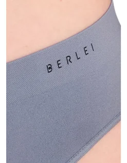 UNDERSTATE SEAMLESS HI-CUT BRIEF