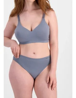 UNDERSTATE SEAMLESS HI-CUT BRIEF