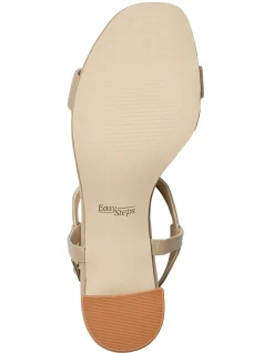 UNICORN HEELED SANDAL